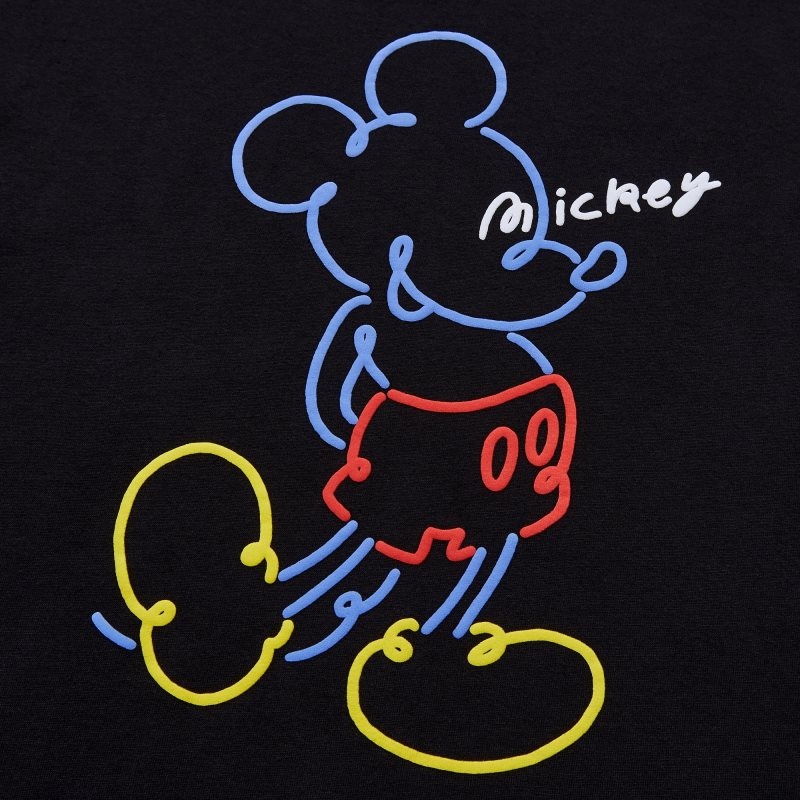 Camiseta Uniqlo Mickey Stands Ut Short-sleeve Graphic Hombre Negras | 773337